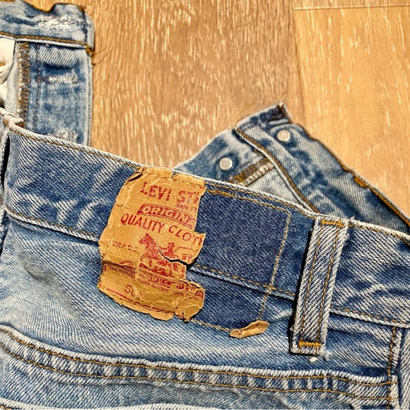 Levi’s Vintage Jean Shorts - Picture 3 of 4